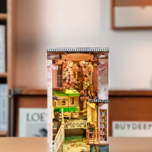 Product hover image