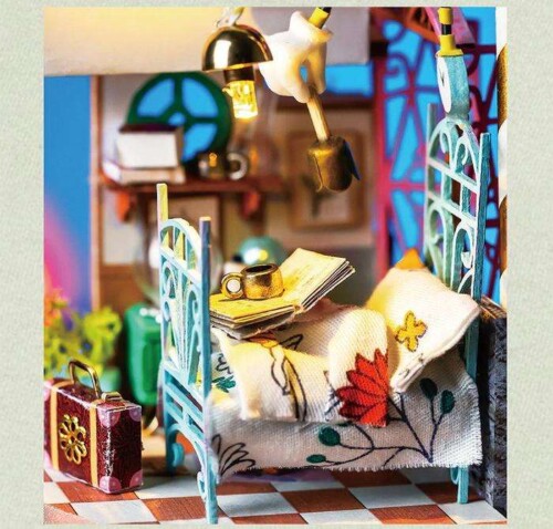 diorama maison fleurie bloomy house